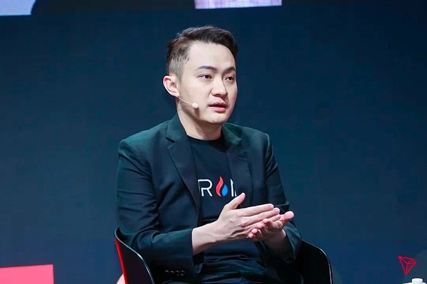 量子趣镜：这个区块链游戏凭什么火出圈？